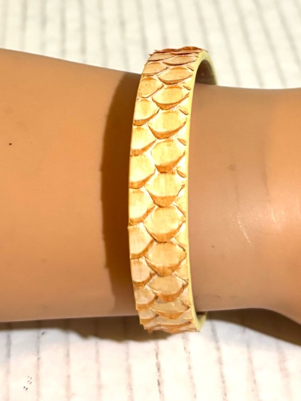 Handcrafted Gold-Tone Scaled Leather Bangle Bracelet - Elegant Women’s Jewelry